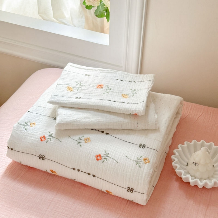 91家纺网 家纺一手货源 找家纺 （总）木楌家居2025新款全棉彩点皱皱纱绣花四件套