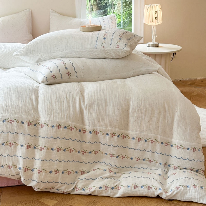 91家纺网 家纺一手货源 找家纺 木楌家居2025新款全棉彩点皱皱纱绣花四件套 星柠微糖