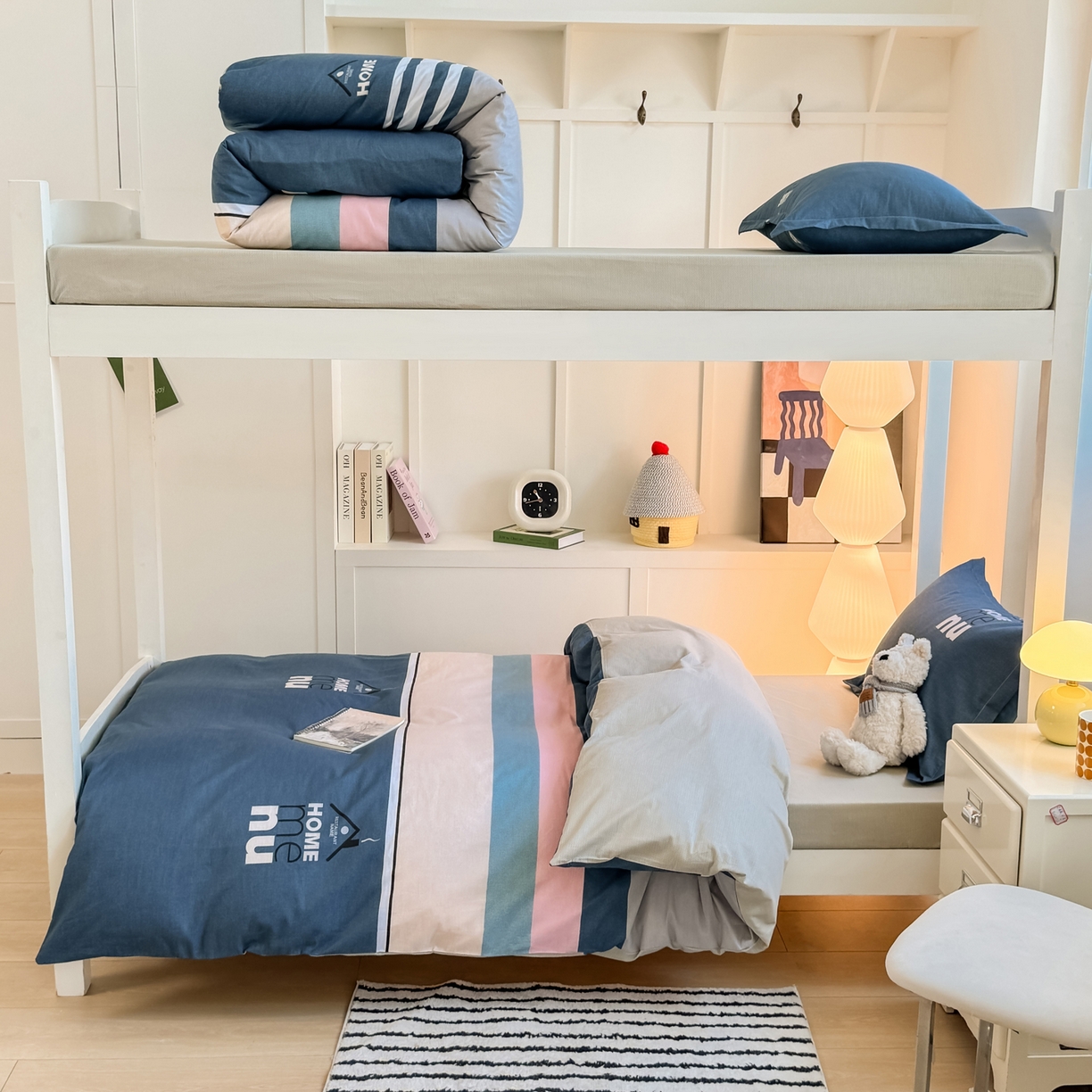 91家纺网 家纺一手货源 找家纺 优姿家纺 2025新款A类13372全棉纯棉学生宿舍三件套上下铺三件套 弗尔曼