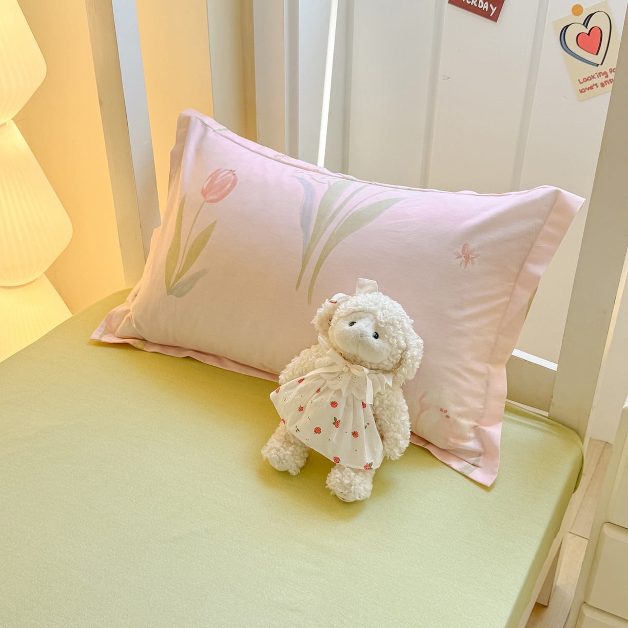 91家纺网 家纺一手货源 找家纺 优姿家纺 2025新款A类13372全棉纯棉学生宿舍三件套上下铺三件套 花町物语