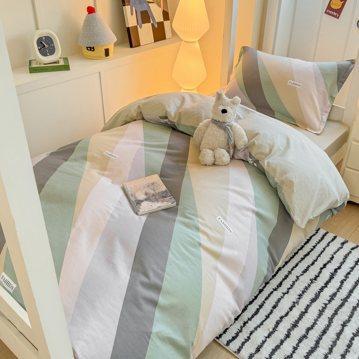 91家纺网 家纺一手货源 找家纺 优姿家纺 2025新款A类13372全棉纯棉学生宿舍三件套上下铺三件套 卡萨诺