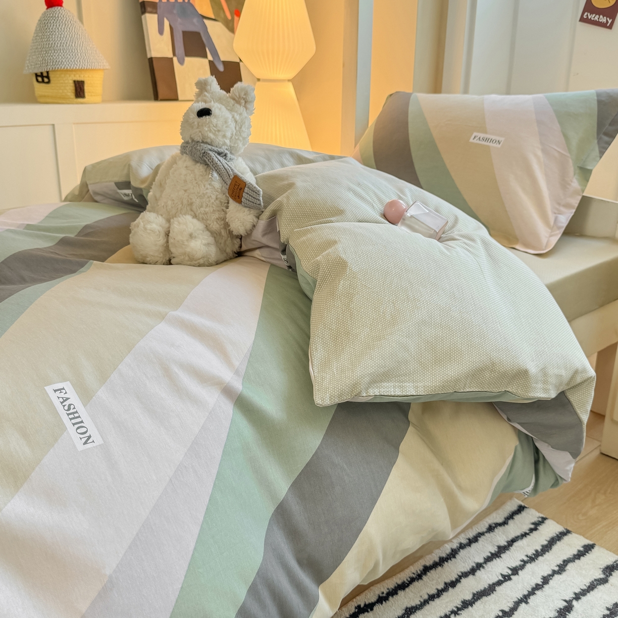 91家纺网 家纺一手货源 找家纺 优姿家纺 2025新款A类13372全棉纯棉学生宿舍三件套上下铺三件套 卡萨诺