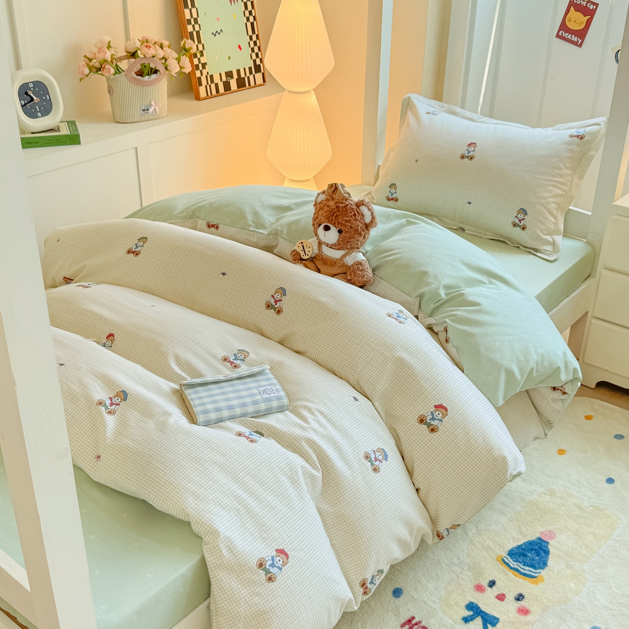 91家纺网 家纺一手货源 找家纺 优姿家纺 2025新款A类13372全棉纯棉学生宿舍三件套上下铺三件套 克利小熊