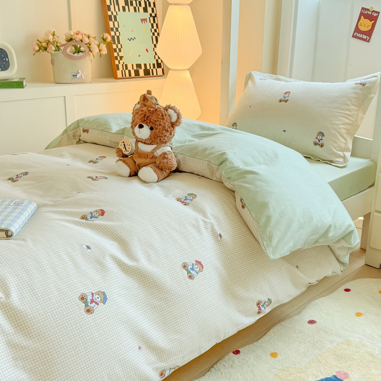 91家纺网 家纺一手货源 找家纺 优姿家纺 2025新款A类13372全棉纯棉学生宿舍三件套上下铺三件套 克利小熊