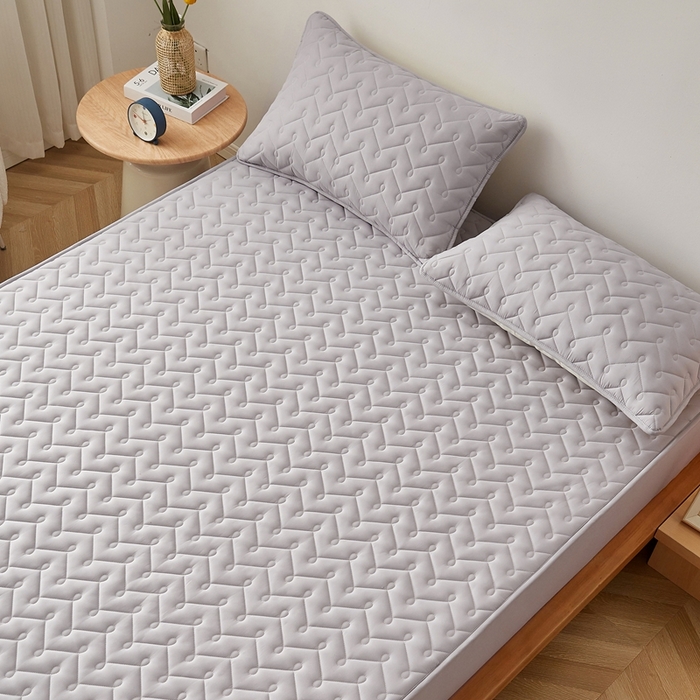 91家纺网 家纺一手货源 找家纺 蕾诺家纺 2025新款纯棉全包裹床罩防滑防尘夹棉床笠 波浪纹浅灰