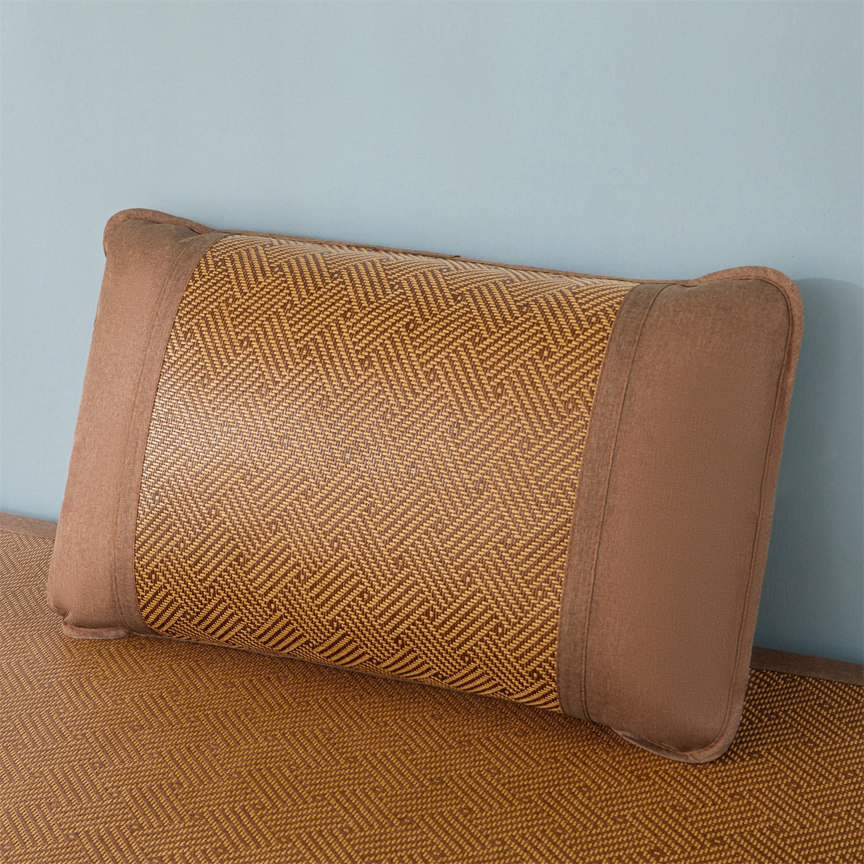 91家纺网 家纺一手货源 找家纺 绒艺席业 2026新款学生宿舍凉感藤席 游泳小企鹅-编织纹