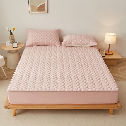 91家纺网 家纺一手货源 找家纺 （总）蕾诺家纺 2025新款纯棉全包裹床罩防滑防尘夹棉床笠