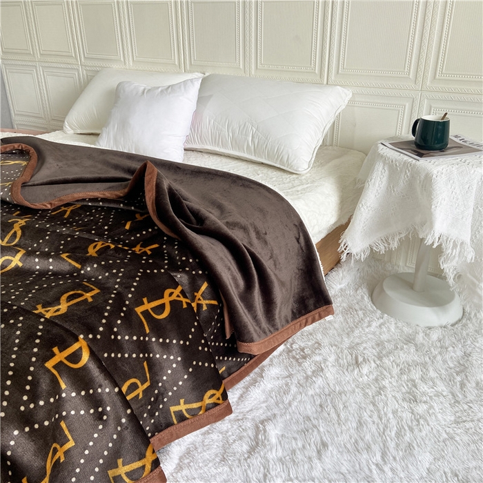 91家纺网 家纺一手货源 找家纺 卡奥2025AB版云貂绒毛毯直播爆款法莱绒休闲盖毯沙发毯午睡毯空调毯子 迷棕