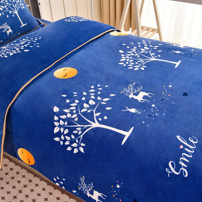 91家纺网 家纺一手货源 找家纺 硕喜 2025新款学生宿舍床系列牛奶绒学生三件套 树下小鹿