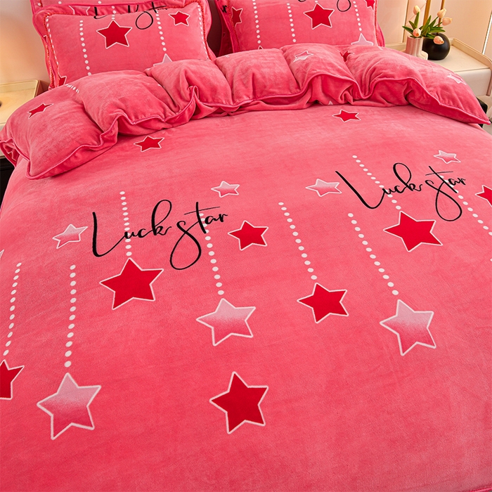 91家纺网 家纺一手货源 找家纺 硕喜 2025新款新8.5斤法莱绒四件套珊瑚牛奶金貂绒四件套床裙款 星心相随