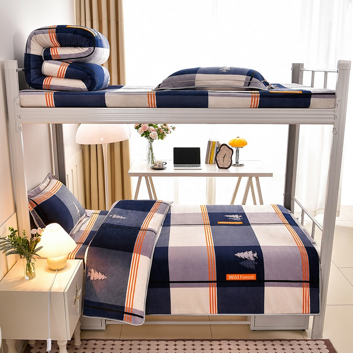 91家纺网 家纺一手货源 找家纺 硕喜 2025新款学生宿舍床系列牛奶绒学生三件套 格调生活