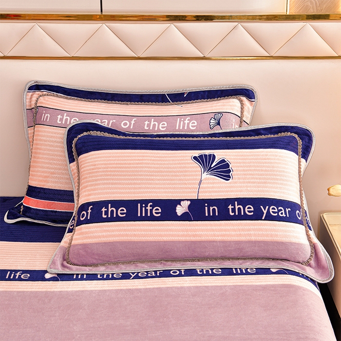 91家纺网 家纺一手货源 找家纺 硕喜 2025新款新8.5斤法莱绒四件套珊瑚牛奶金貂绒四件套床裙款 三生有杏