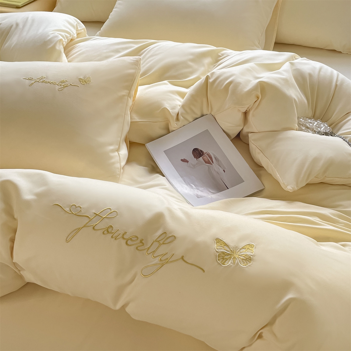 91家纺网 家纺一手货源 找家纺 （总）义博家纺 2025新款A类云朵刺绣四件套-蝴蝶