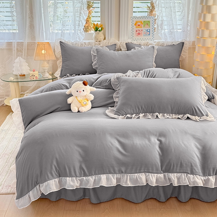 91家纺网 家纺一手货源 找家纺 博弈家纺 2025新款小清新温柔公主风加厚水洗棉床裙床上四件套 花边纯色—奶灰