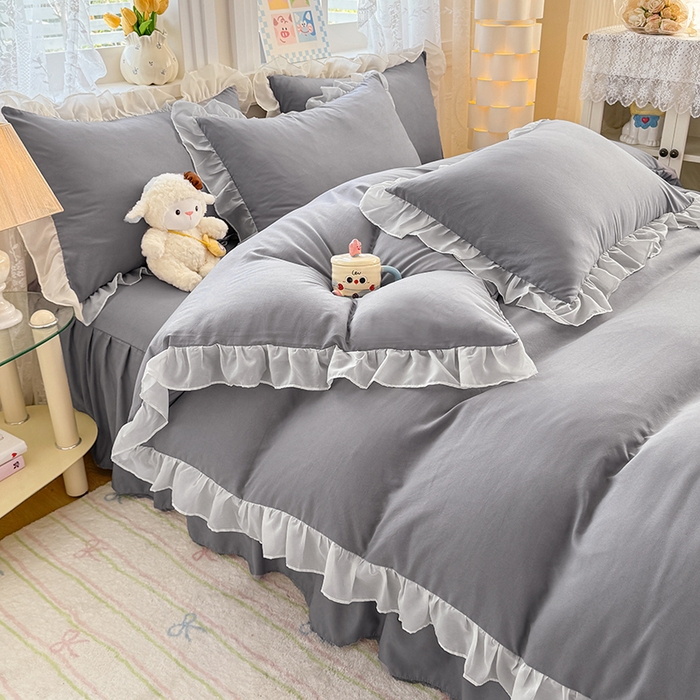 91家纺网 家纺一手货源 找家纺 博弈家纺 2025新款小清新温柔公主风加厚水洗棉床裙床上四件套 花边纯色—奶灰