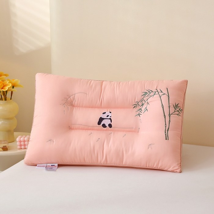 91家纺网 家纺一手货源 找家纺 （总）怡薇格枕芯2025新款熊猫刺绣亲肤护颈枕头枕芯