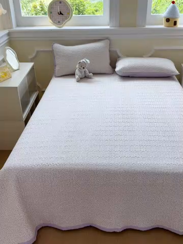 91家纺网 家纺一手货源 找家纺 芯元素 2025新款木棉绉绉纱双面可用床盖 梦境-紫