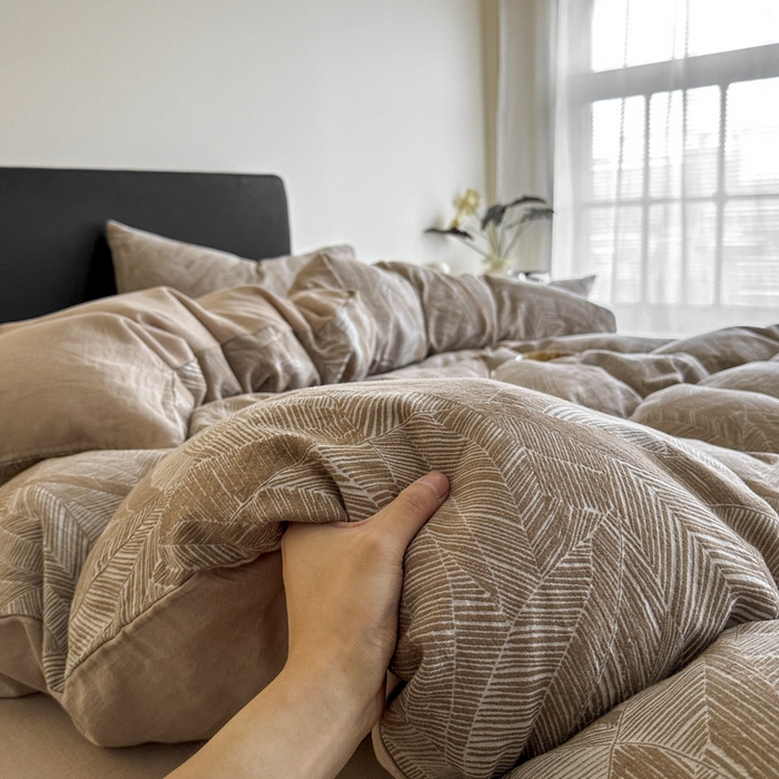 91家纺网 家纺一手货源 找家纺 ab家纺 2025新款全棉纯棉提花四件套-款式一 简影-浅咖