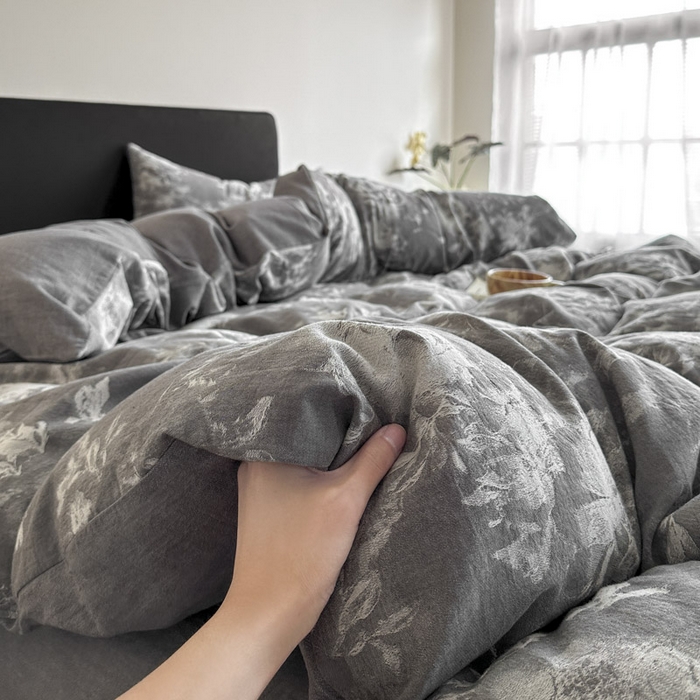 91家纺网 家纺一手货源 找家纺 ab家纺 2025新款全棉纯棉提花四件套-款式一 曼陀罗-灰