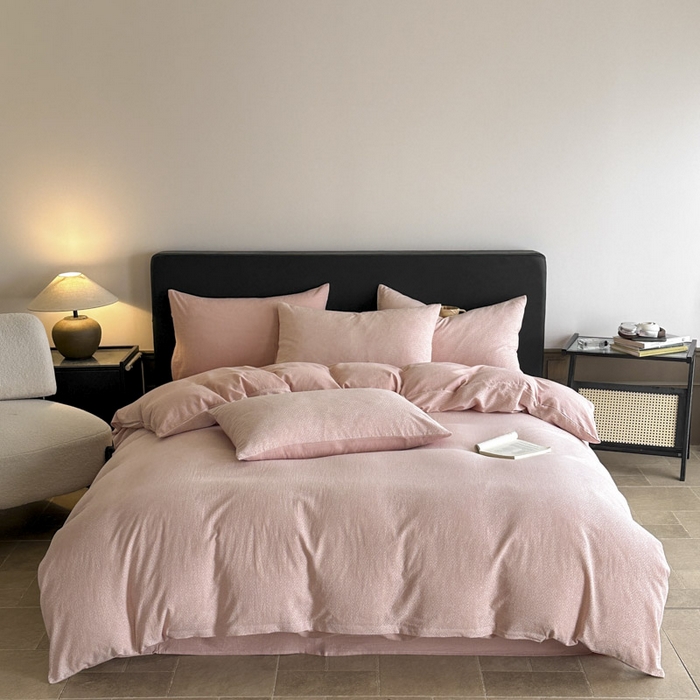 91家纺网 家纺一手货源 找家纺 ab家纺 2025新款全棉纯棉提花四件套-款式二 米卡格-粉