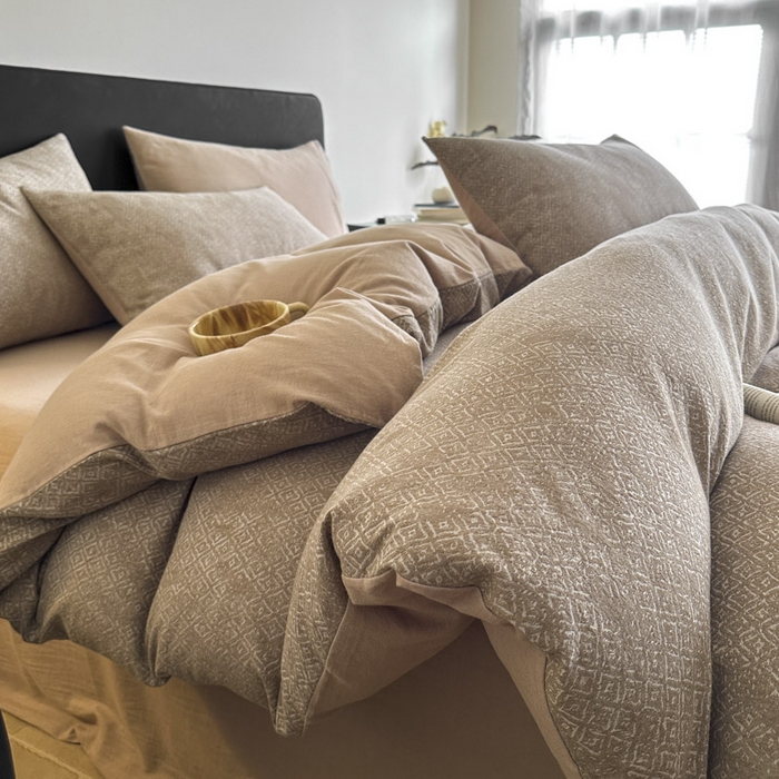 91家纺网 家纺一手货源 找家纺 ab家纺 2025新款全棉纯棉提花四件套-款式二 米卡格-浅咖