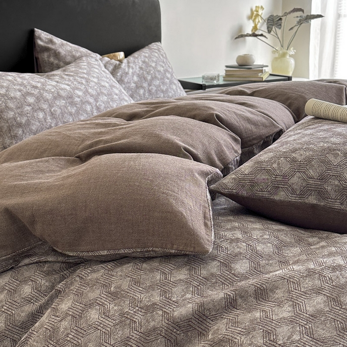 91家纺网 家纺一手货源 找家纺 ab家纺 2025新款全棉纯棉提花四件套-款式二 异想空间-深咖