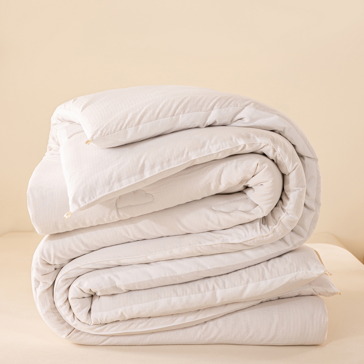 91家纺网 家纺一手货源 找家纺 风蝴蝶 2025新款云感大豆被双拼春秋被直播冬被外贸跨境被芯学生宿舍被子被芯 云朵白