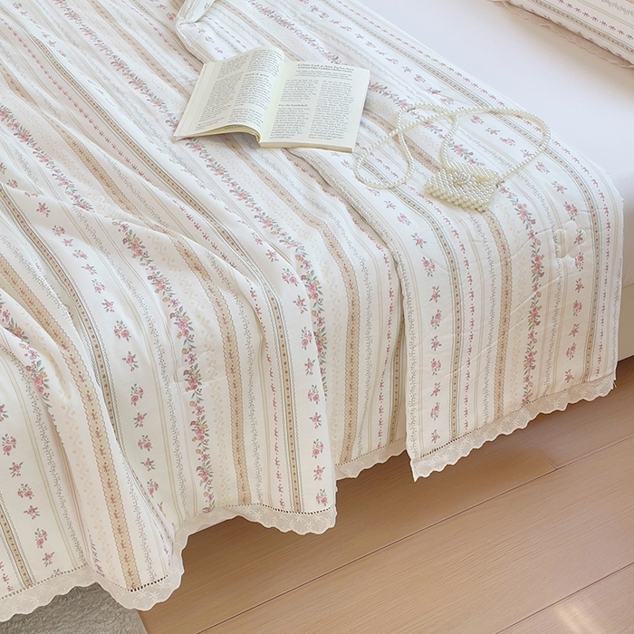 91家纺网 家纺一手货源 找家纺 （总）集布 2025新款100%全棉双层纱花边款夏被夏凉被