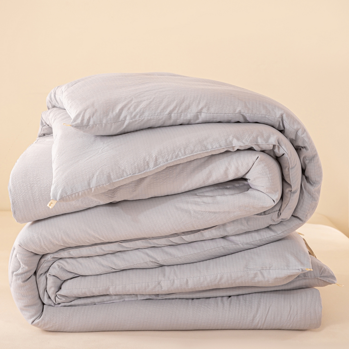 91家纺网 家纺一手货源 找家纺 风蝴蝶 2025新款云感大豆被双拼春秋被直播冬被外贸跨境被芯学生宿舍被子被芯 云岩灰