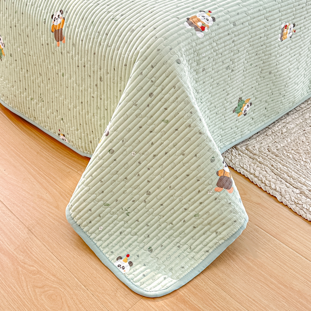 91家纺网 家纺一手货源 找家纺 橘夏家纺 2025新款全棉双层纱床盖单件全棉夹棉学生床垫榻榻米不移位床盖三件套 功夫熊猫