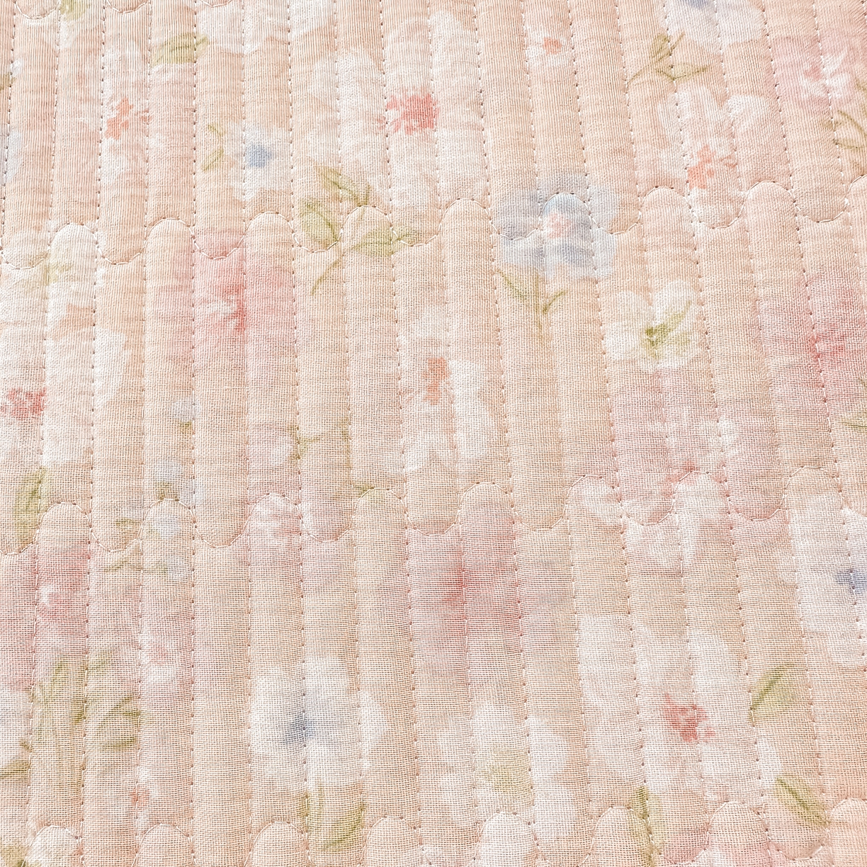 91家纺网 家纺一手货源 找家纺 橘夏家纺 2025新款全棉双层纱床盖单件全棉夹棉学生床垫榻榻米不移位床盖三件套 清桃粉