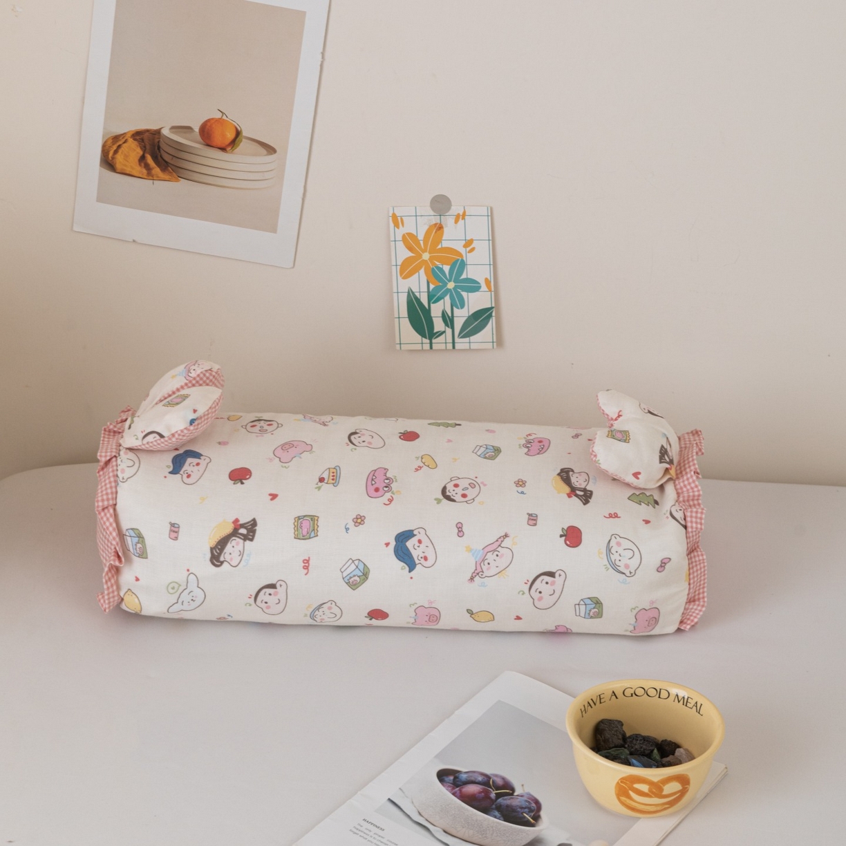 91家纺网 家纺一手货源 找家纺 卓昌枕芯 2025新款全棉双层纱兔耳枕糖果荞麦枕头枕芯 蜡笔小新粉格