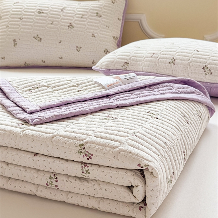 91家纺网 家纺一手货源 找家纺 （总）芯元素 2025新款木棉绉绉纱双面可用床盖