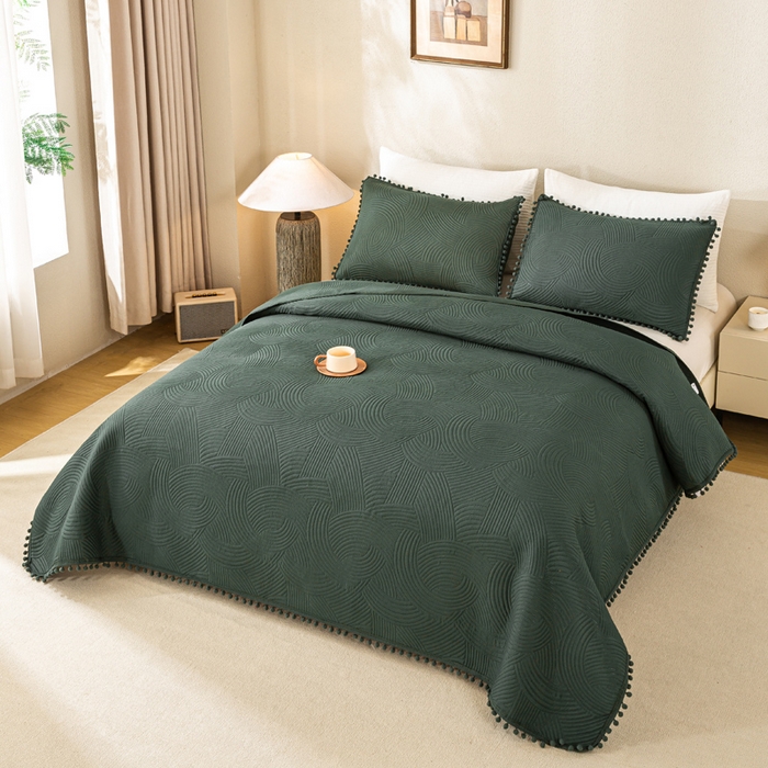 91家纺网 家纺一手货源 找家纺 81号家纺 2025新款亲肤水洗棉夹棉四季款床盖三件套 橄榄绿
