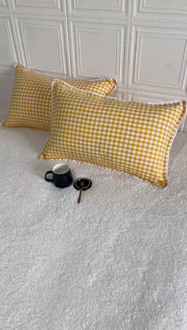 91家纺网 家纺一手货源 找家纺 卡奥家纺 2025新款A类纯棉色织枕套单枕套枕套单件 淡黄-小格