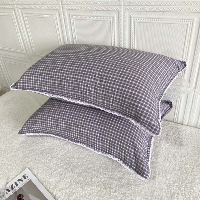 91家纺网 家纺一手货源 找家纺 卡奥家纺 2025新款A类纯棉色织枕套单枕套枕套单件 琉璃-灰小格