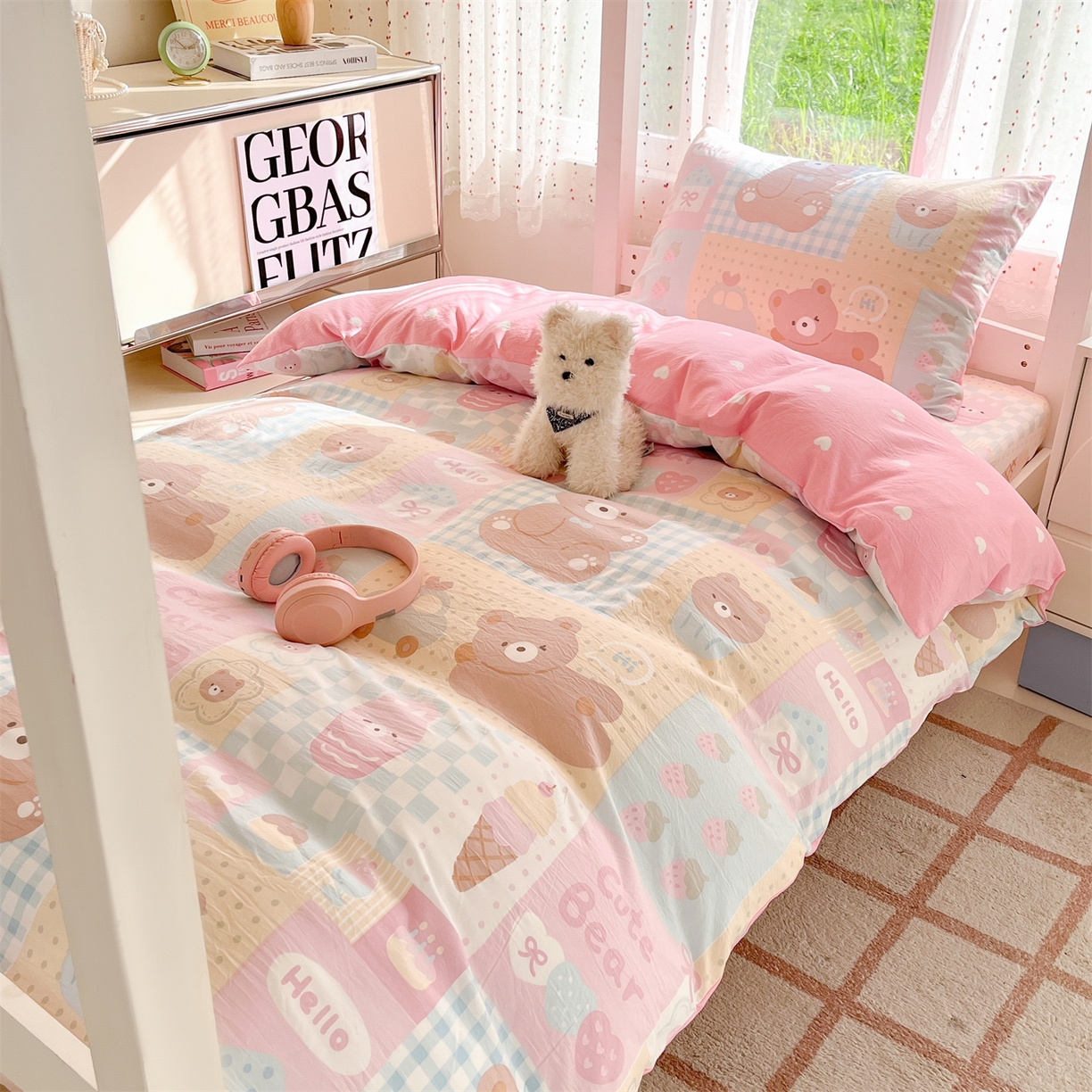 91家纺网 家纺一手货源 找家纺 盛秋家纺 2025新款水洗棉卡通学生小三套套件 萌宠乐园+粉爱心