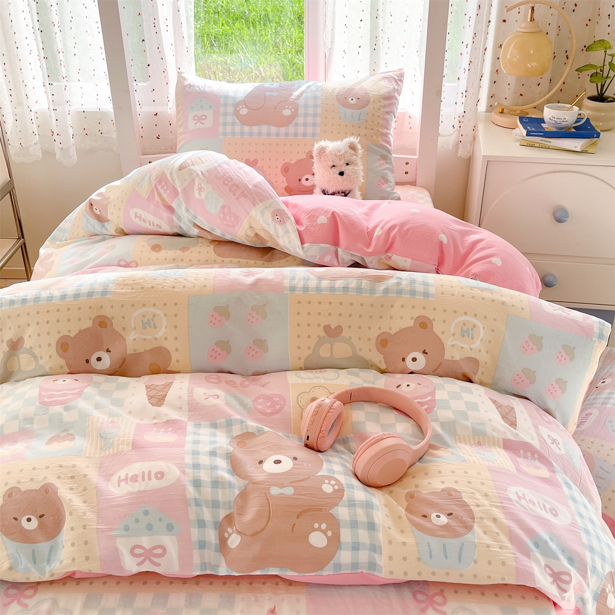 91家纺网 家纺一手货源 找家纺 盛秋家纺 2025新款水洗棉卡通学生小三套套件 萌宠乐园+粉爱心