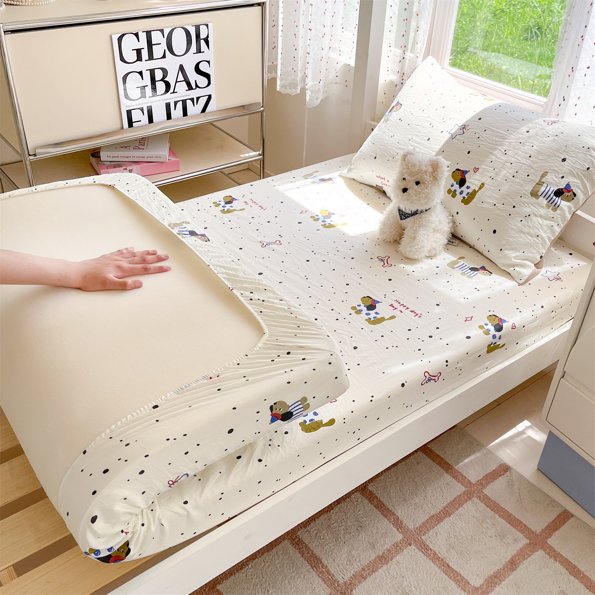 91家纺网 家纺一手货源 找家纺 盛秋家纺 2025新款水洗棉卡通学生小三套套件 腊肠狗+猫爪