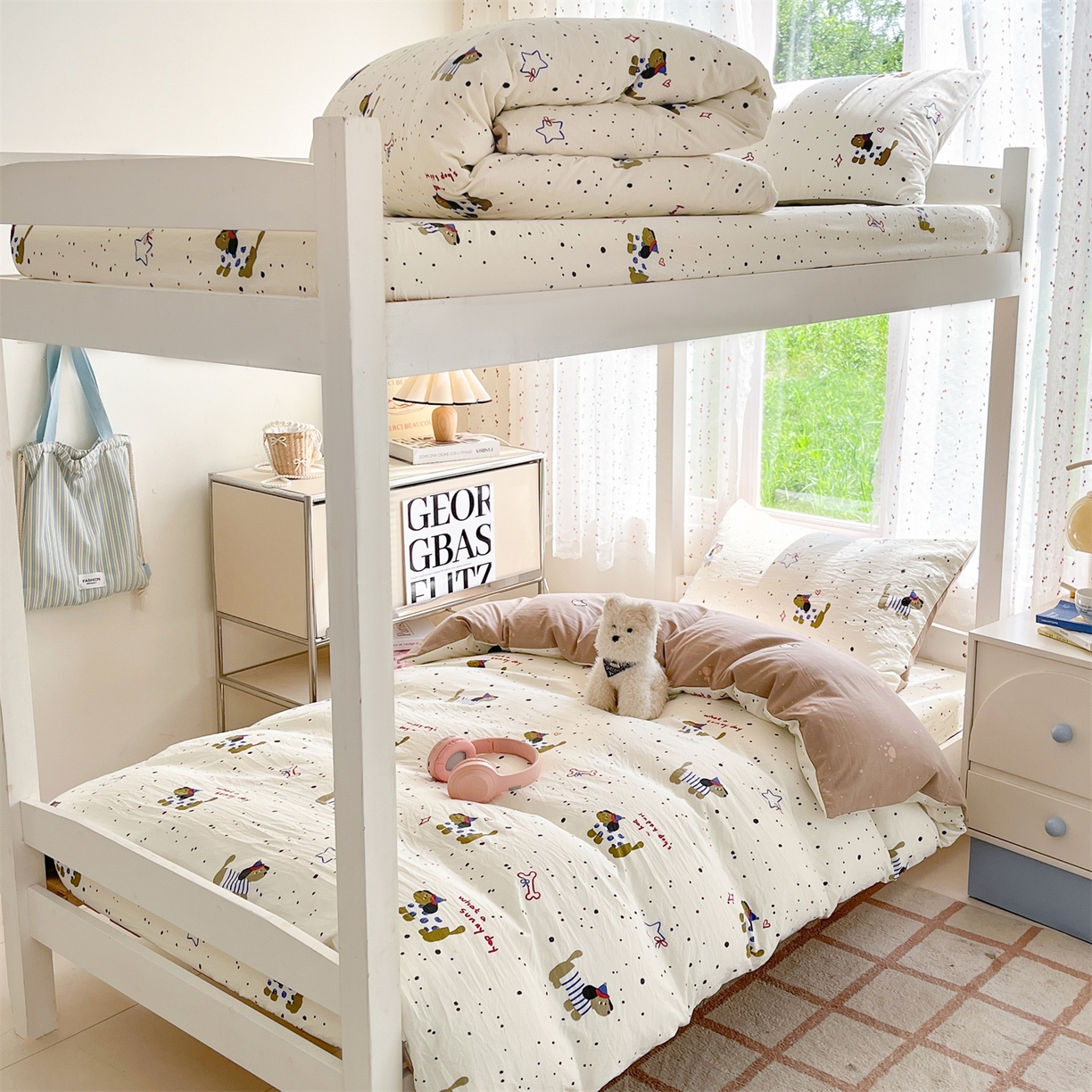 91家纺网 家纺一手货源 找家纺 盛秋家纺 2025新款水洗棉卡通学生小三套套件 腊肠狗+猫爪