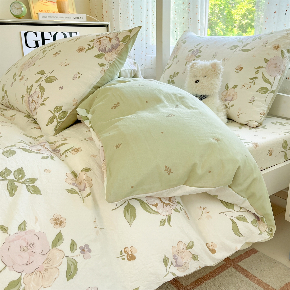 91家纺网 家纺一手货源 找家纺 盛秋家纺 2025新款水洗棉卡通学生小三套套件 铃兰+绿叶