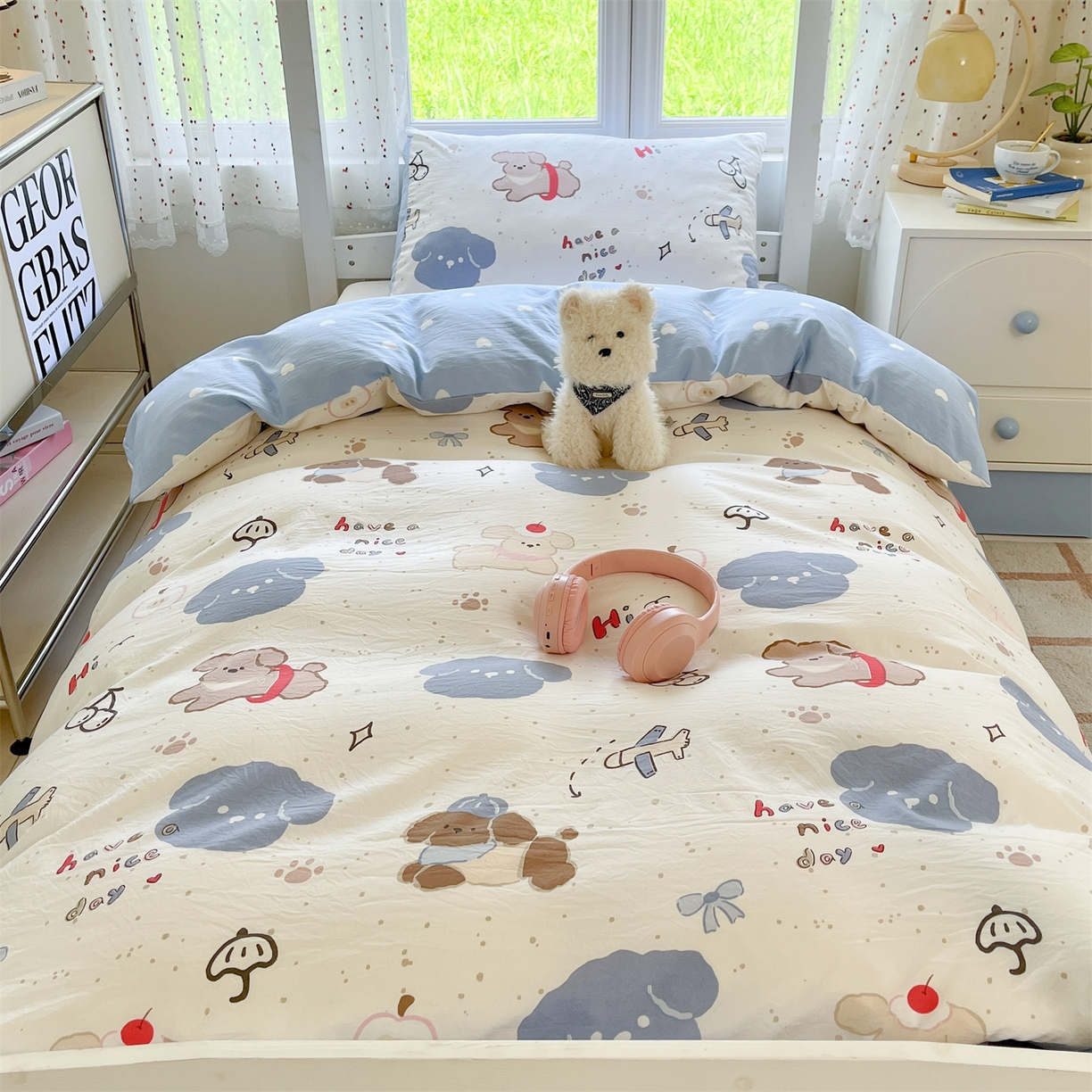 91家纺网 家纺一手货源 找家纺 盛秋家纺 2025新款水洗棉卡通学生小三套套件 开心乐园+蓝爱心