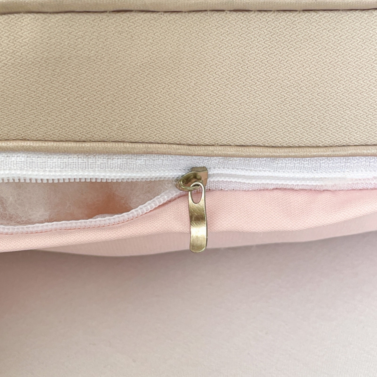 91家纺网 家纺一手货源 找家纺 爱尚家枕芯 2025新款棉花亲肤枕枕头枕芯 粉色