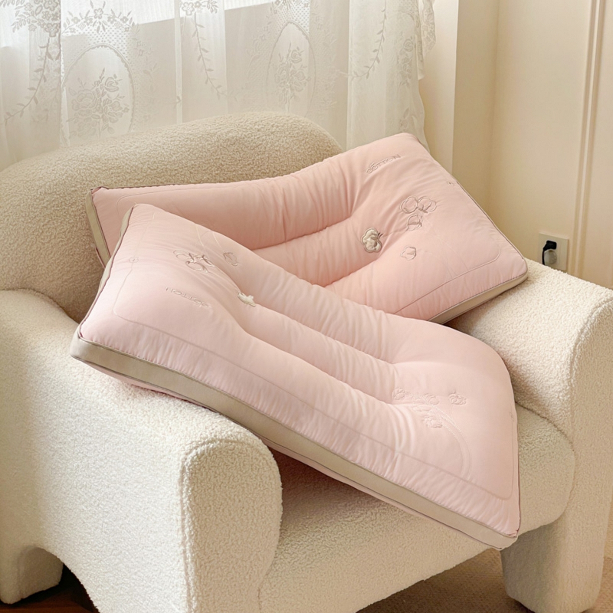 91家纺网 家纺一手货源 找家纺 爱尚家枕芯 2025新款棉花亲肤枕枕头枕芯 粉色