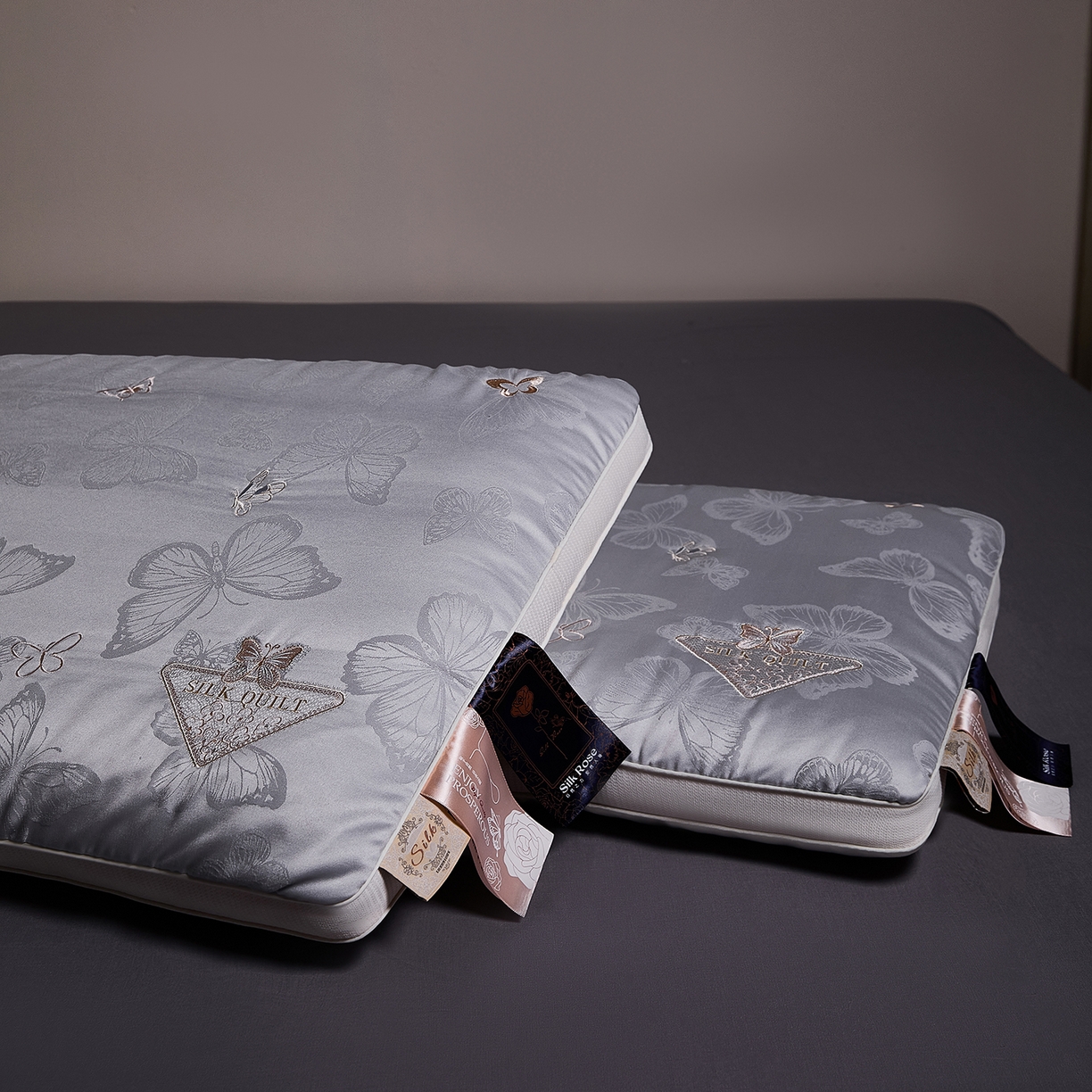 91家纺网 家纺一手货源 找家纺 爱尚家枕芯 2025新款欧式刺绣护颈低枕枕头枕芯 灰色