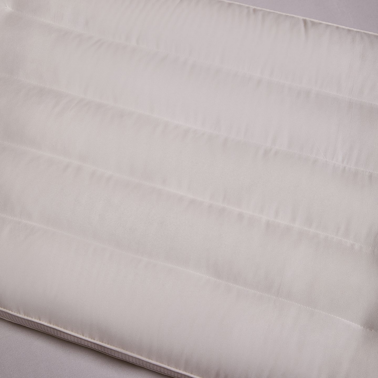 91家纺网 家纺一手货源 找家纺 爱尚家枕芯 2025新款欧式刺绣护颈低枕枕头枕芯 白色