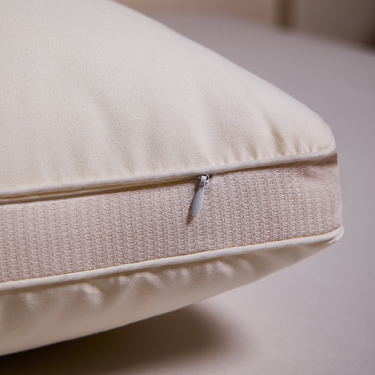 91家纺网 家纺一手货源 找家纺 （总）爱尚家枕芯 2025新款欧式刺绣护颈软枕枕头枕芯