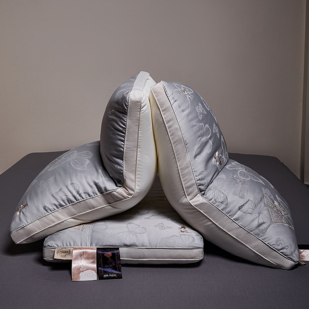 91家纺网 家纺一手货源 找家纺 爱尚家枕芯 2025新款欧式刺绣护颈软枕枕头枕芯 灰色