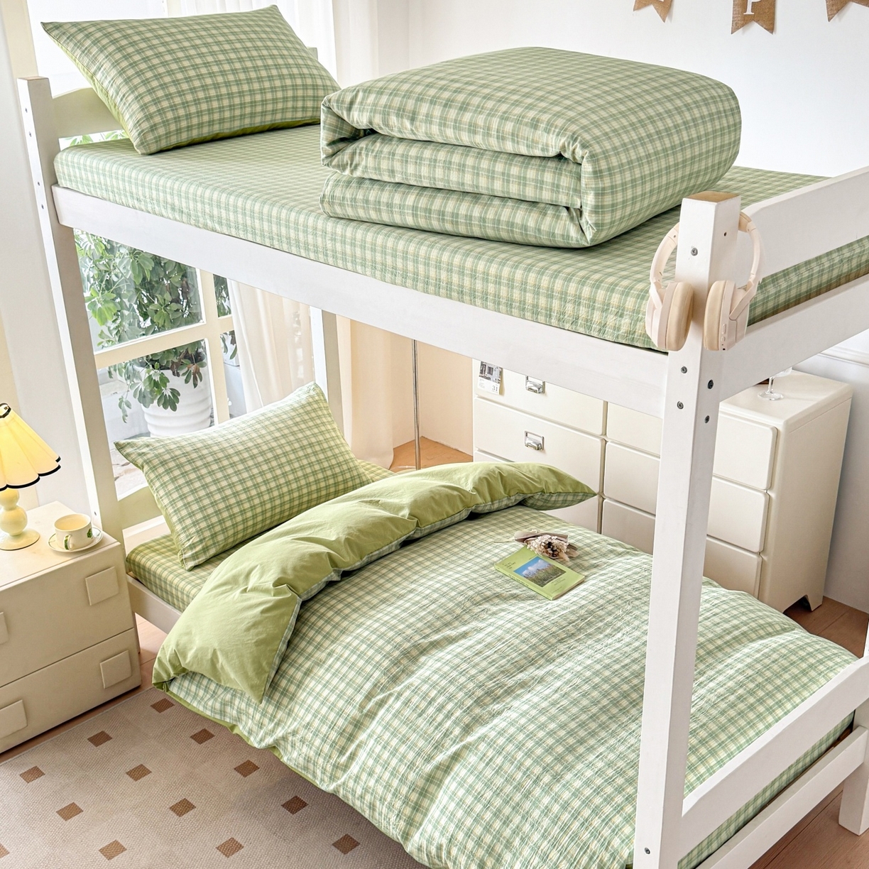 91家纺网 家纺一手货源 找家纺 盛秋家纺 2025新款水洗棉格子学生小三套套件 抹茶+果绿