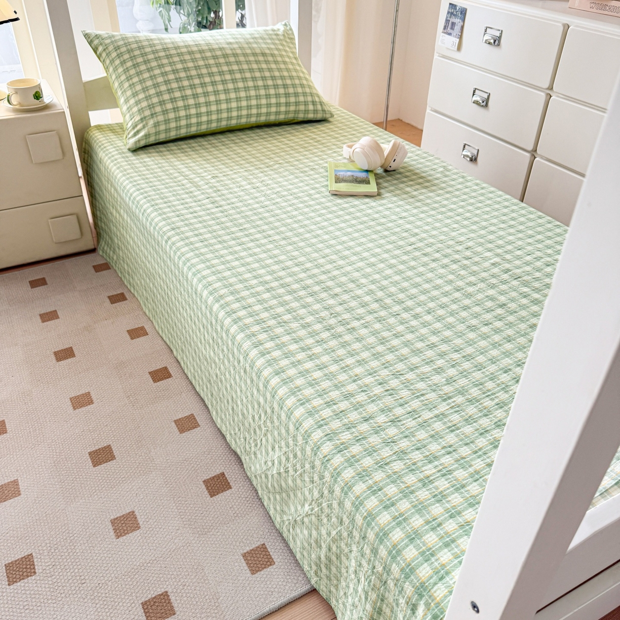 91家纺网 家纺一手货源 找家纺 盛秋家纺 2025新款水洗棉格子学生小三套套件 抹茶+果绿